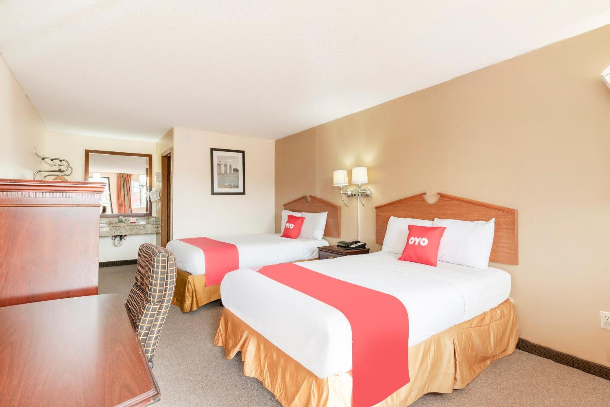 Oyo Hotel Tulsa International Airport מראה חיצוני תמונה