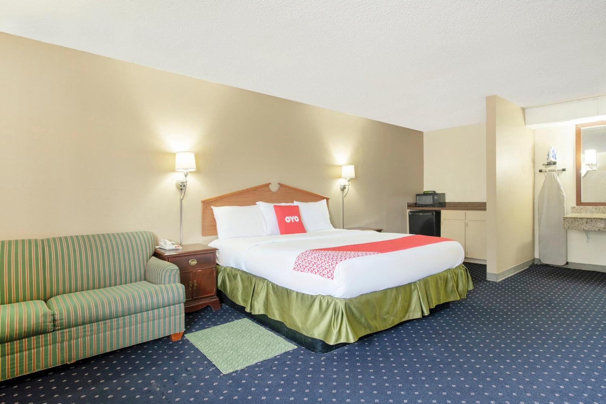 Oyo Hotel Tulsa International Airport מראה חיצוני תמונה